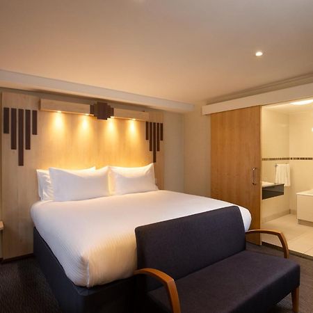 Tavistock Hotel ลอนดอน ภายนอก รูปภาพ