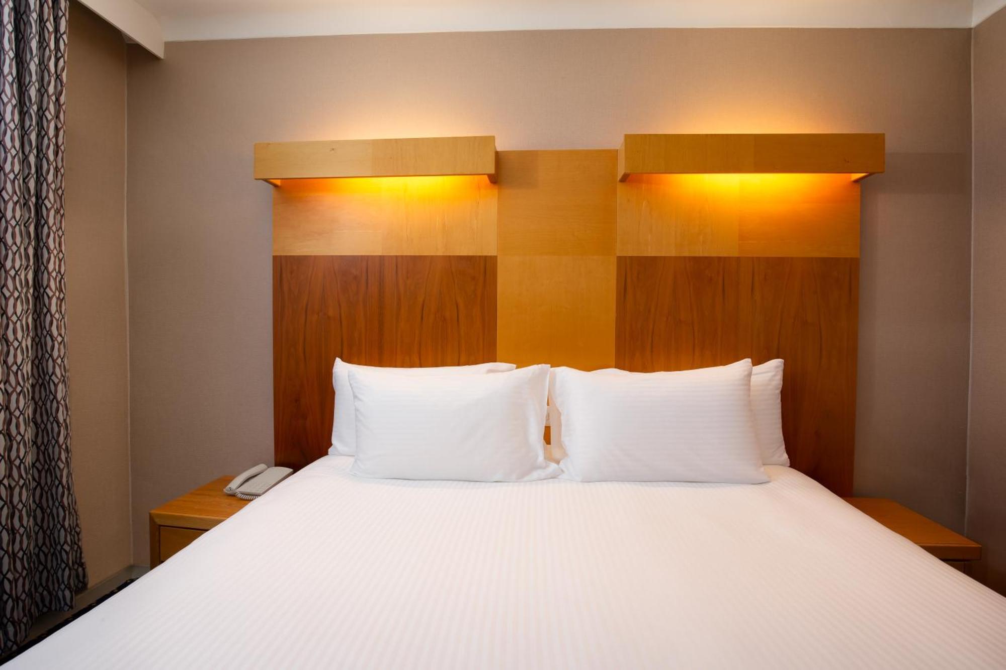 Tavistock Hotel ลอนดอน ภายนอก รูปภาพ