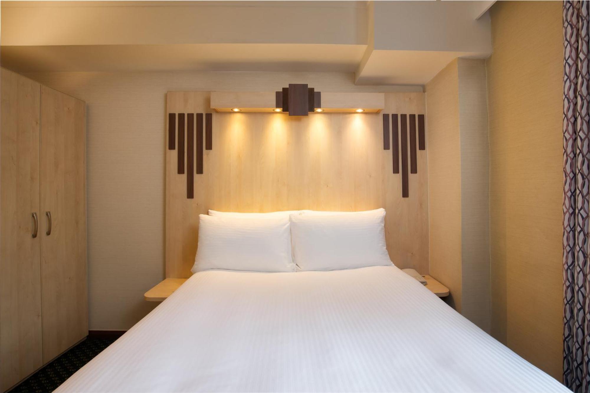Tavistock Hotel ลอนดอน ภายนอก รูปภาพ