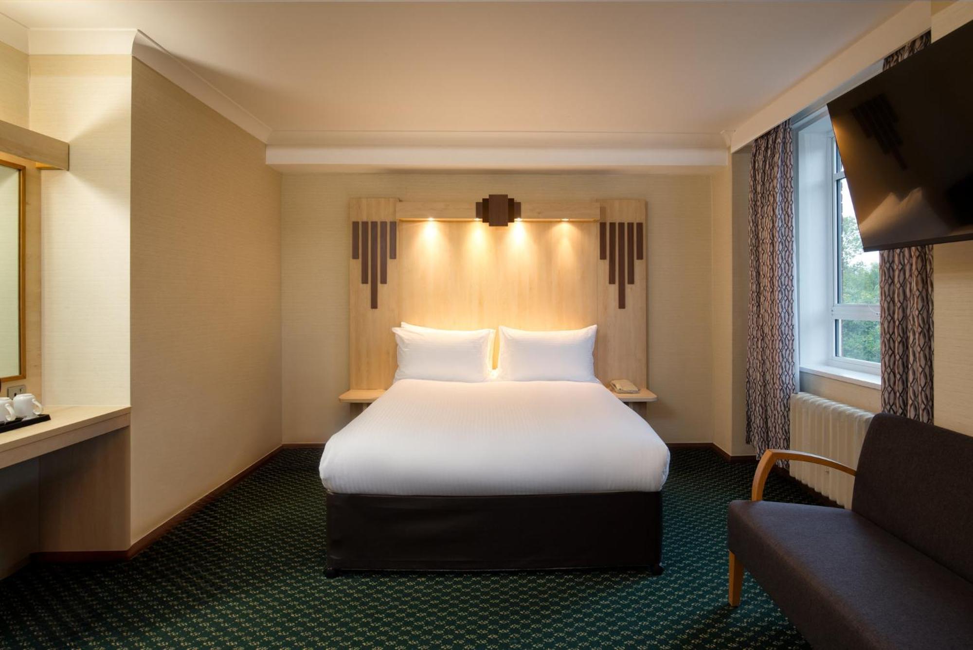 Tavistock Hotel ลอนดอน ภายนอก รูปภาพ