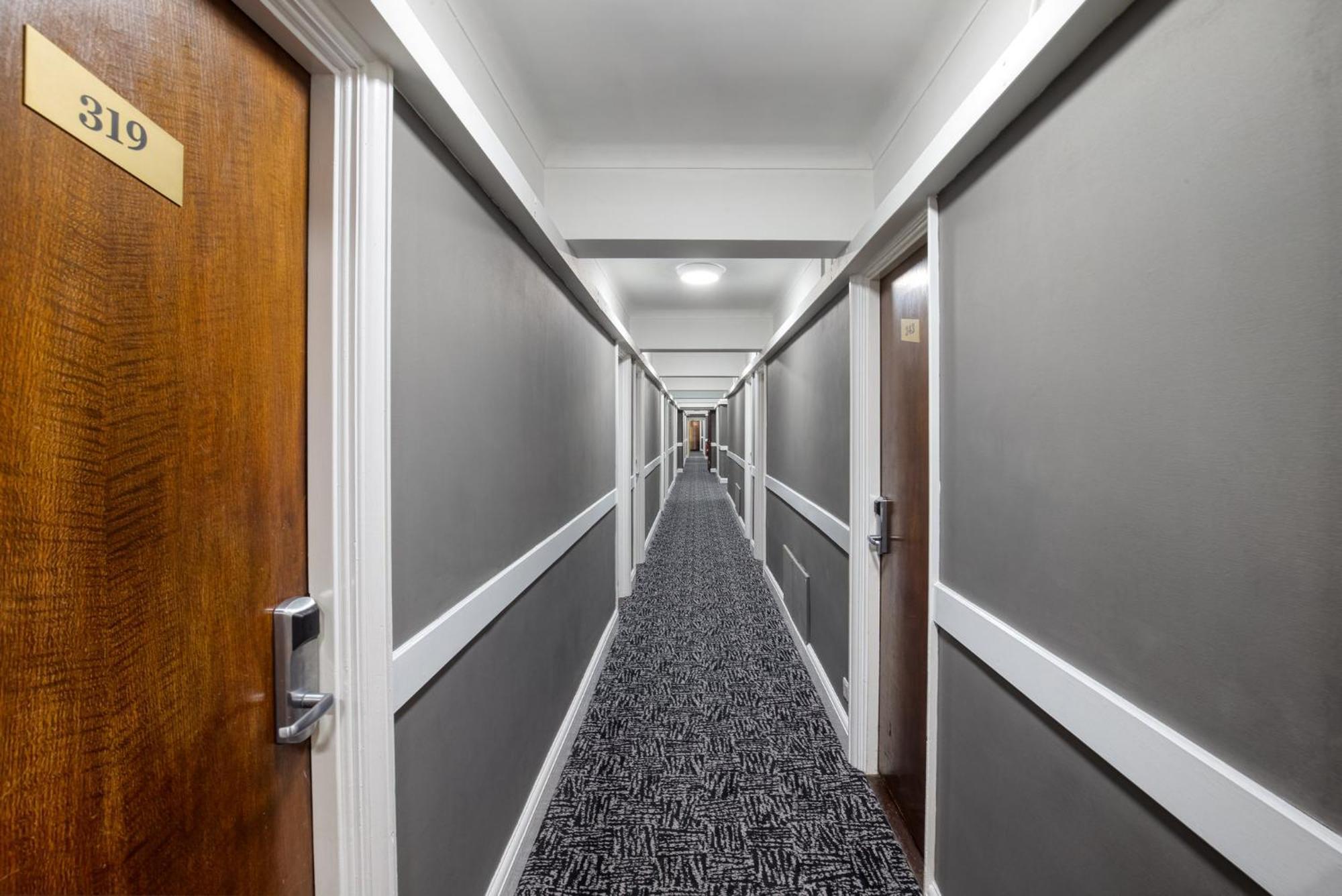 Tavistock Hotel ลอนดอน ภายนอก รูปภาพ